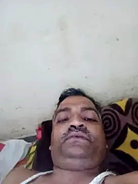 RandomSitcom online show from April 18, 2:03 am