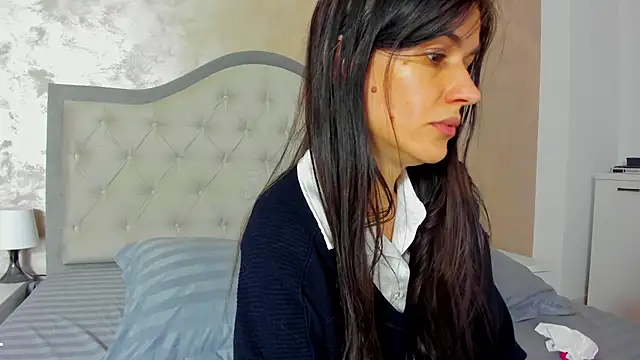 JennaMyers online show from February 7, 8:17 pm