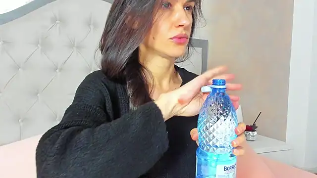 Snapshot of JennaMyers chatting on November 17, 8:13 pm JennaMyers online show from November 17, 8:13 pm