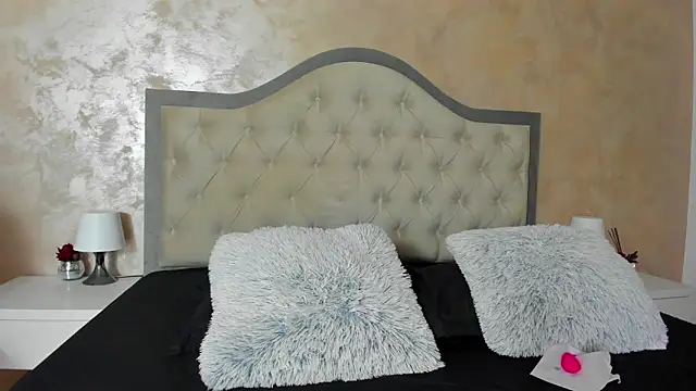 Snapshot of JennaMyers chatting on November 3, 8:23 pm JennaMyers online show from November 3, 8:23 pm