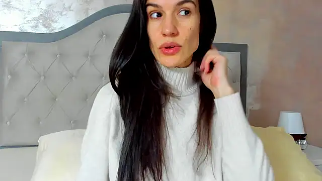 JennaMyers online show from March 5, 8:05 pm