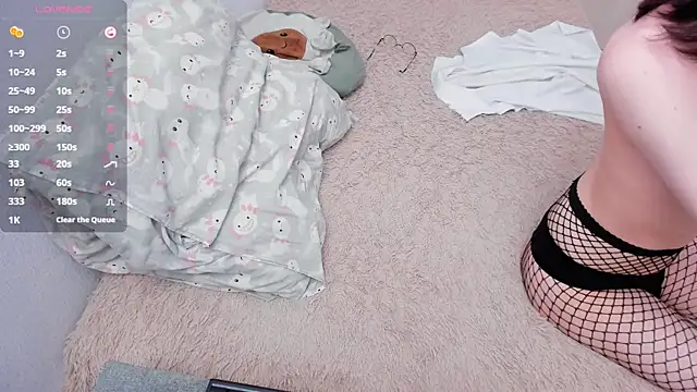 loliwoods online show from March 28, 9:05 pm