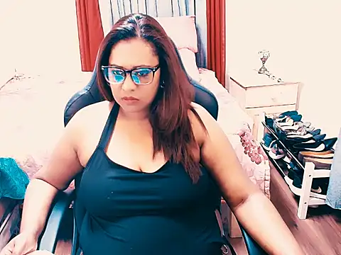 Indianlust69 online show from April 11, 7:45 am