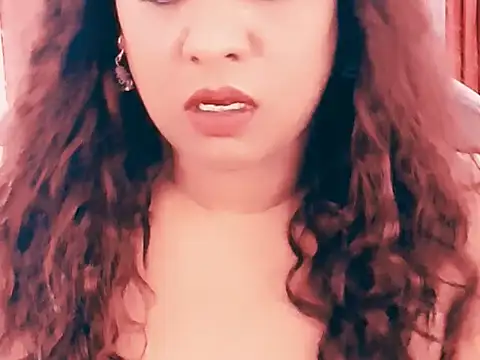 Indianlust69 online show from February 15, 11:47 pm