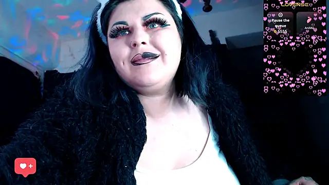 Psychobitch7 online show from April 5, 9:21 pm