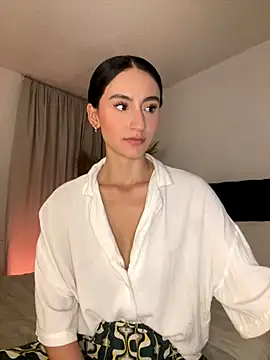 Snapshot of _Amatista chatting on November 14, 1:31 am Amatista online show from November 14, 1:31 am