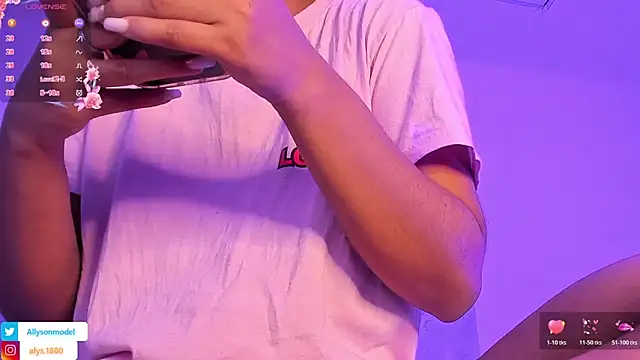 alysson 18 online show from December 16, 1:48 pm