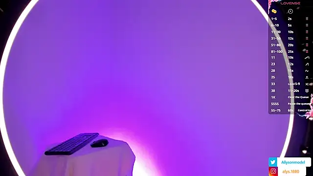 alysson 18 online show from February 17, 2:58 pm