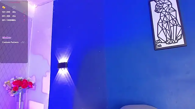 Snapshot of alysson_18 chatting on February 28, 2:42 pm alysson 18 online show from February 28, 2:42 pm
