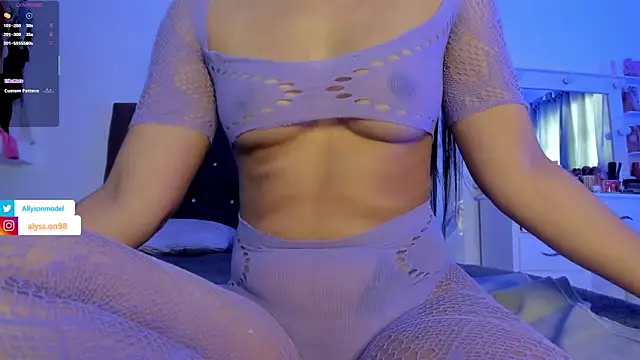 alysson 18 online show from March 12, 1:37 pm