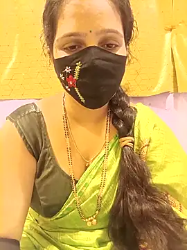 Snapshot of Rising_Smiler chatting on October 24, 5:23 pm Rising Smiler online show from October 24, 5:23 pm