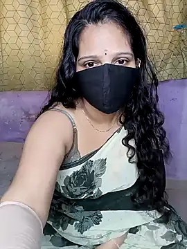 Snapshot of Rising_Smiler chatting on February 2, 9:07 am Rising Smiler online show from February 2, 9:07 am