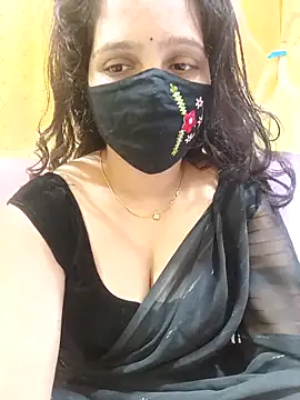 Snapshot of Rising_Smiler chatting on November 24, 7:30 am Rising Smiler online show from November 24, 7:30 am