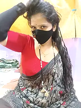 Snapshot of Rising_Smiler chatting on October 12, 8:37 am Rising Smiler online show from October 12, 8:37 am