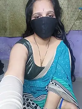 Snapshot of Rising_Smiler chatting on February 19, 5:38 pm Rising Smiler online show from February 19, 5:38 pm