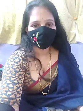 Snapshot of Rising_Smiler chatting on October 28, 5:34 pm Rising Smiler online show from October 28, 5:34 pm