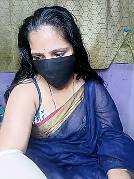 Snapshot of Rising_Smiler chatting on February 20, 5:09 pm Rising Smiler online show from February 20, 5:09 pm