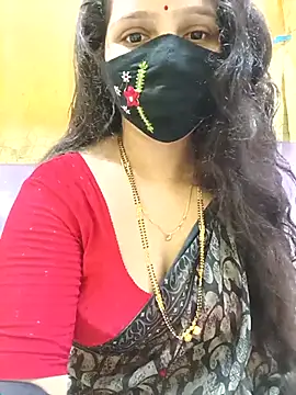 Snapshot of Rising_Smiler chatting on October 2, 2:37 am Rising Smiler online show from October 2, 2:37 am