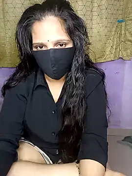 Snapshot of Rising_Smiler chatting on February 4, 5:55 pm Rising Smiler online show from February 4, 5:55 pm