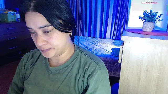 princesskelly online show from October 21, 3:50 am