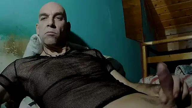 Snapshot of porno-freak chatting on December 8, 5:17 am porno-freak online show from December 8, 5:17 am