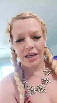 marilyn420 online show from May 17, 4:29 pm