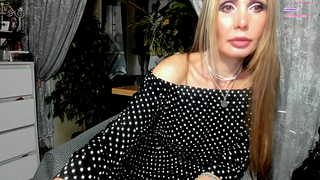 Aurora108 online show from October 20, 9:59 pm