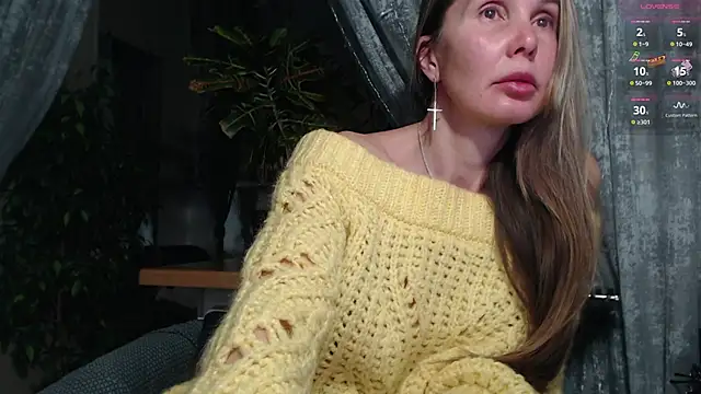 Aurora108 online show from January 17, 1:42 am