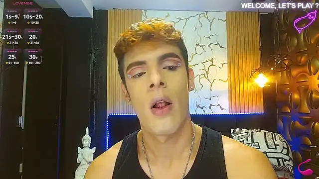 Snapshot of angel_sexyevil chatting on October 27, 12:39 pm angel sexyevil online show from October 27, 12:39 pm