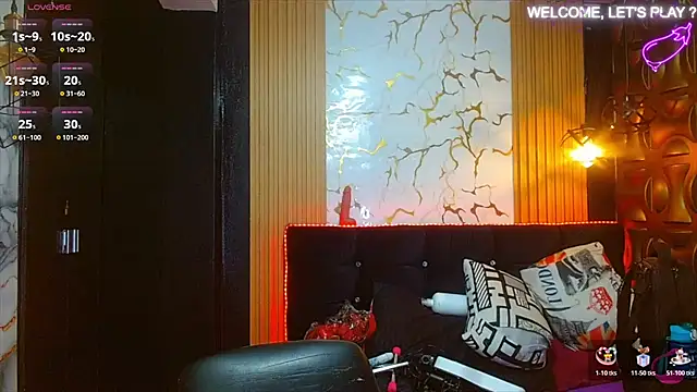 Snapshot of angel_sexyevil chatting on October 31, 12:24 pm angel sexyevil online show from October 31, 12:24 pm