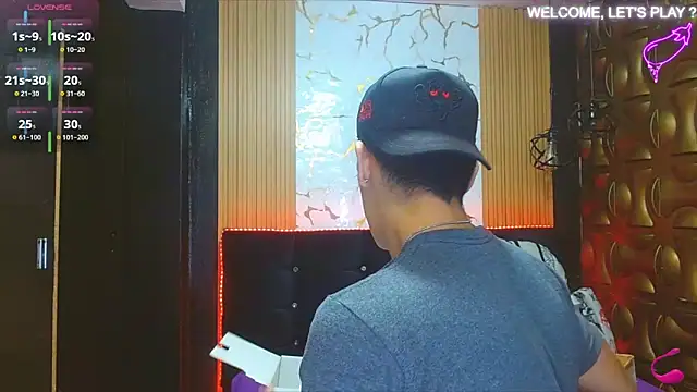 Snapshot of angel_sexyevil chatting on October 24, 12:26 pm angel sexyevil online show from October 24, 12:26 pm