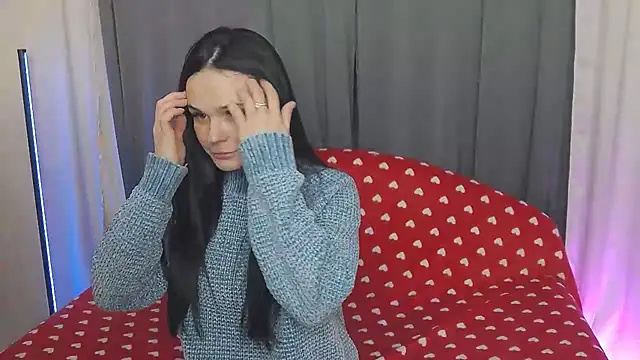 Snapshot of Alison_L chatting on March 18, 8:59 pm Alison L online show from March 18, 8:59 pm