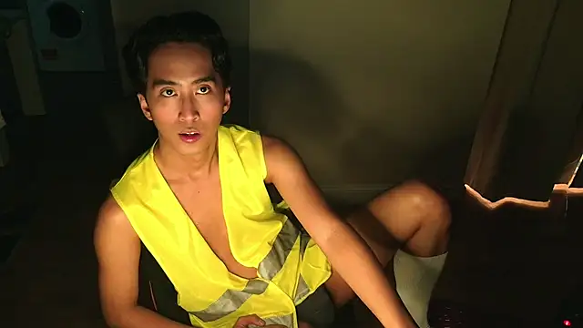mierllanos online show from April 15, 6:23 pm