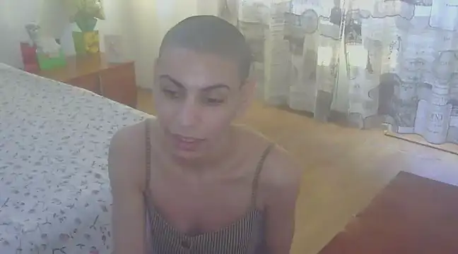 Snapshot of hotSANDRA_STARR chatting on March 6, 3:35 pm hotSANDRA STARR online show from March 6, 3:35 pm