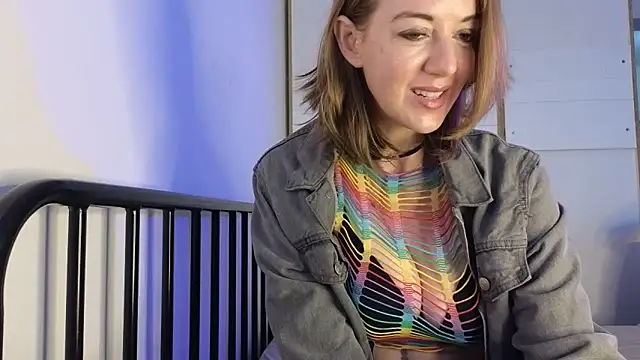 TopsyWilde online show from March 29, 8:27 am