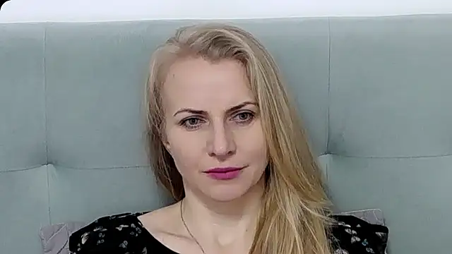 K  Adrienne online show from March 23, 6:57 am