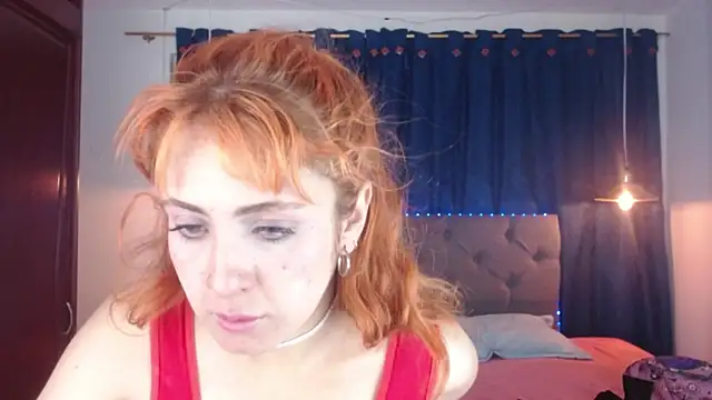 Snapshot of sarah_lovesu chatting on October 2, 8:34 pm sarah lovesu online show from October 2, 8:34 pm