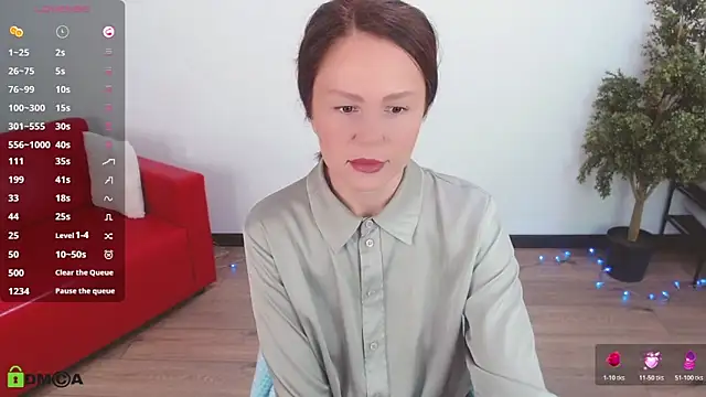 VickyGolden online show from June 7, 5:34 am