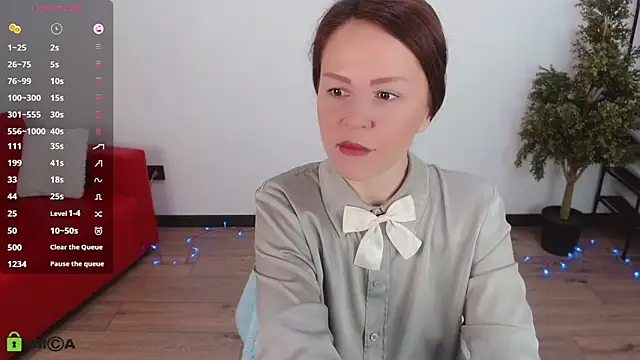 VickyGolden online show from May 16, 5:06 am