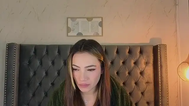 Kim Blane online show from April 12, 3:10 am