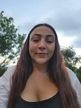 Snapshot of VickyHoult chatting on June 20, 10:59 pm VickyHoult online show from June 20, 10:59 pm