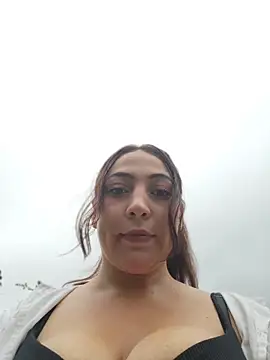 VickyHoult online show from June 7, 10:26 pm