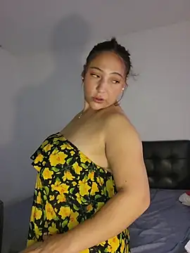 Snapshot of VickyHoult chatting on November 15, 10:14 pm VickyHoult online show from November 15, 10:14 pm