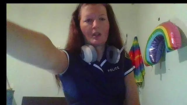 Snapshot of Analimado18 chatting on September 25, 9:32 pm Analimado18 online show from September 25, 9:32 pm