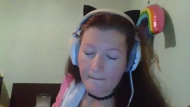 Snapshot of Analimado18 chatting on October 6, 8:42 pm Analimado18 online show from October 6, 8:42 pm