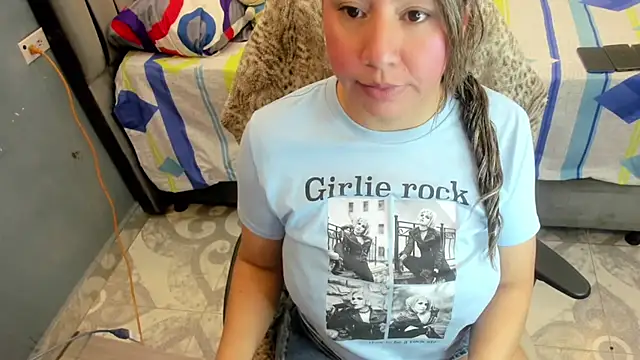 Tiffany teressa online show from December 19, 5:15 pm