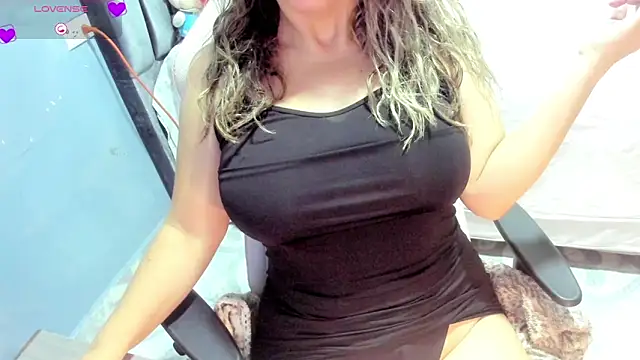 Tiffany teressa online show from September 10, 9:58 pm