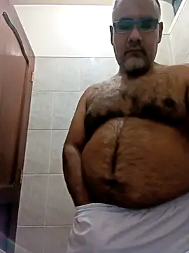 PhillDrake11 online show from March 31, 6:43 pm