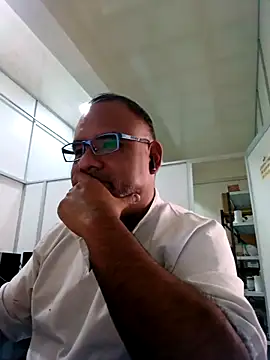 PhillDrake11 online show from March 25, 7:57 pm