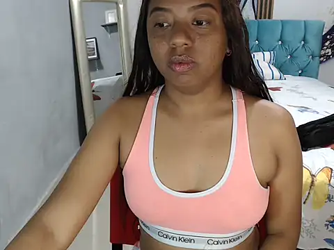 karolwillians online show from May 4, 12:52 pm